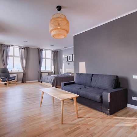 Modern Apartment In Old Riga With A River View المظهر الخارجي الصورة